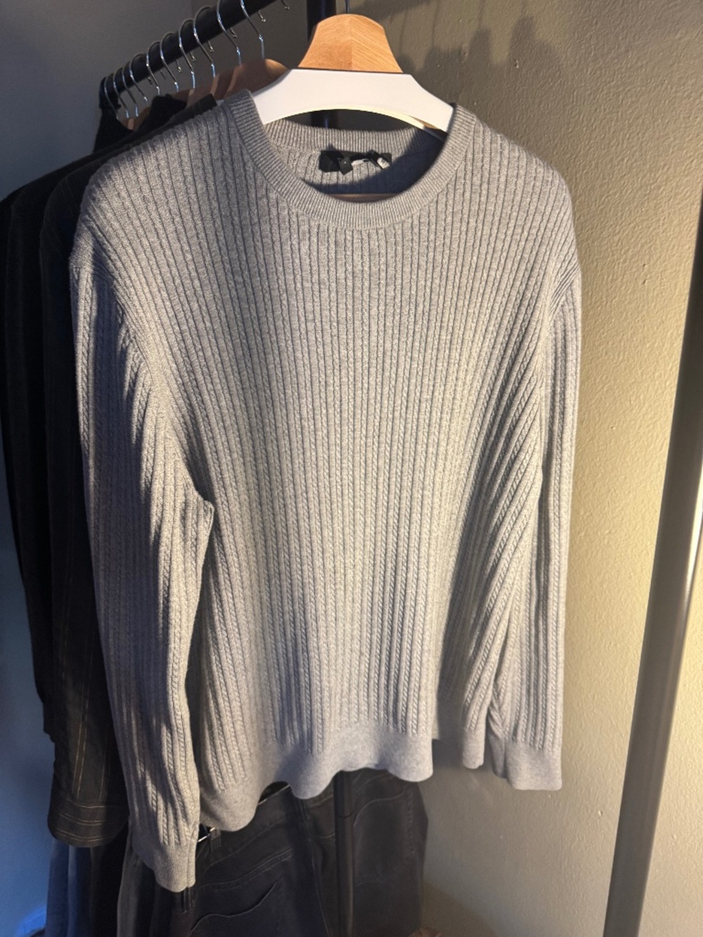 Theory Men's Riland Gray Ribbed Crewneck Sweater L